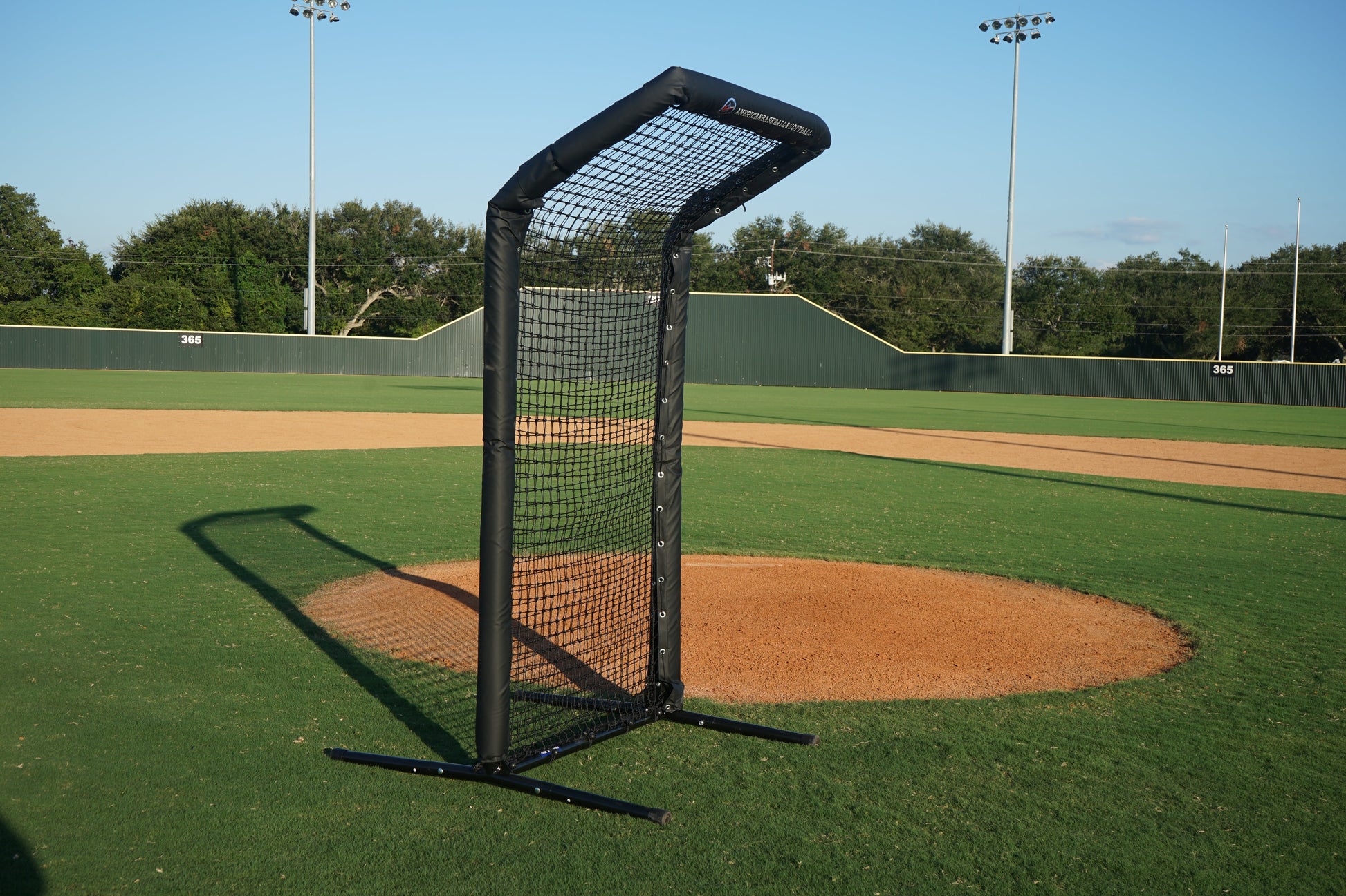 Pro 7 x 4 w/ Head Protector